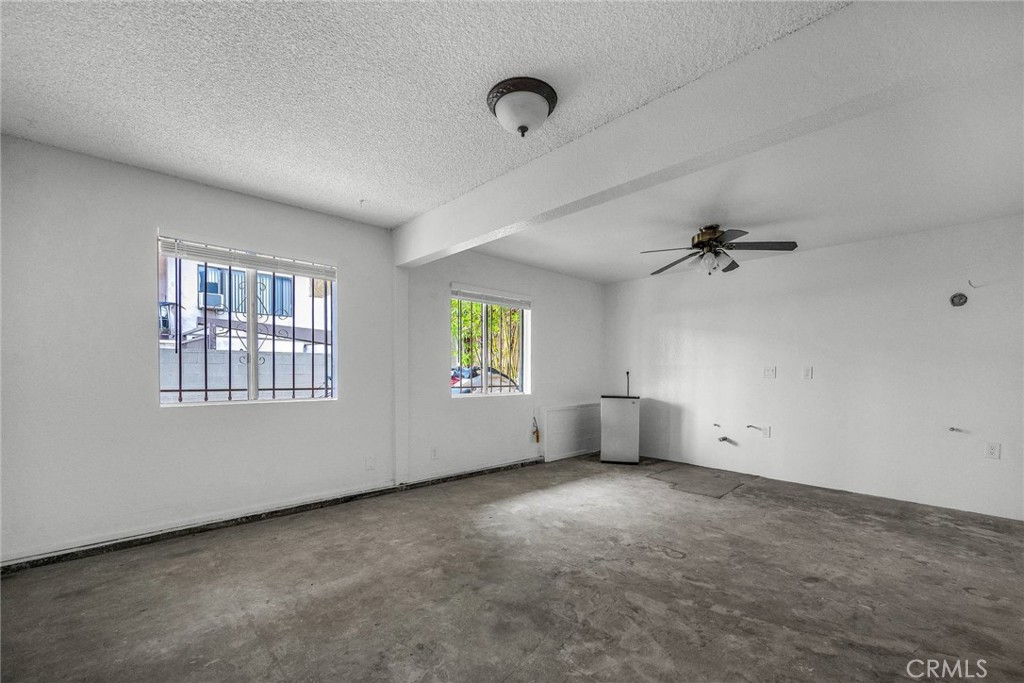 1329 W 8th