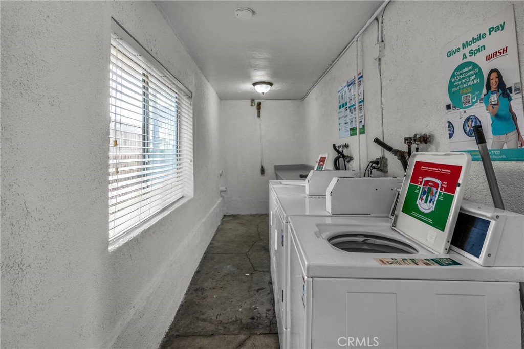1329 W 8th