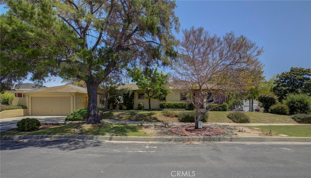 1340 W 12th Street