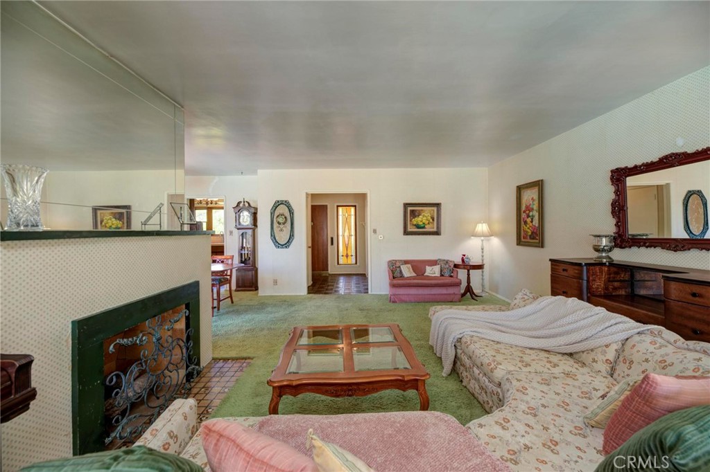 1340 W 12th Street