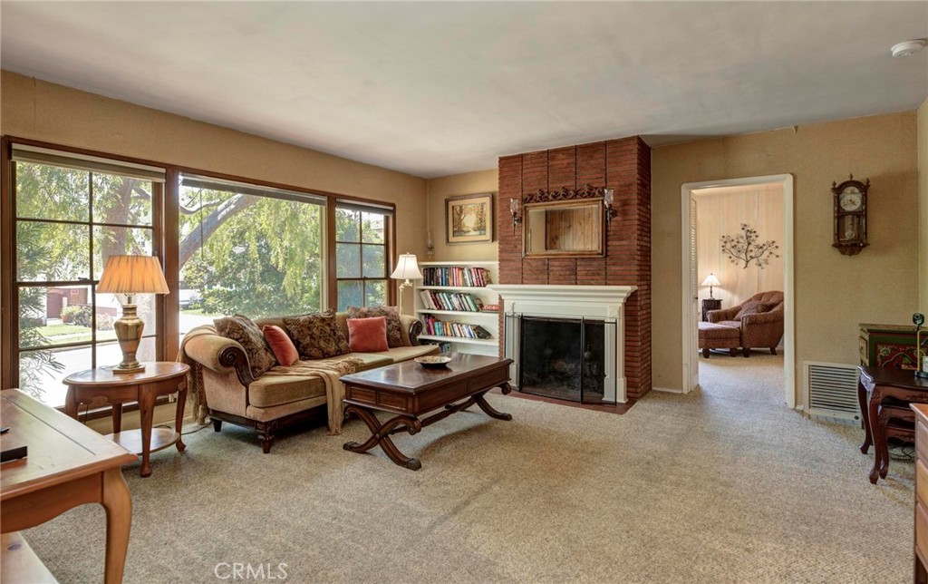 1340 W 12th Street