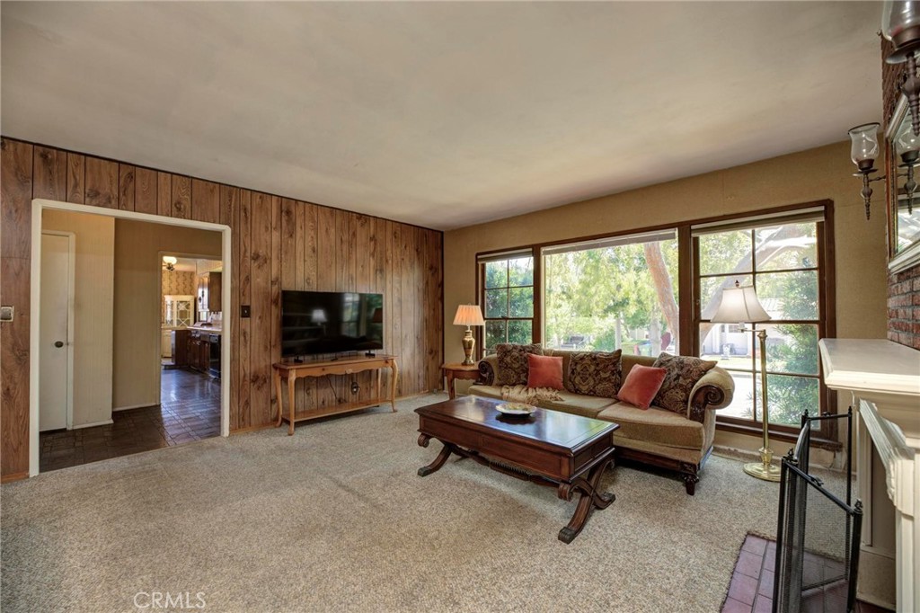 1340 W 12th Street