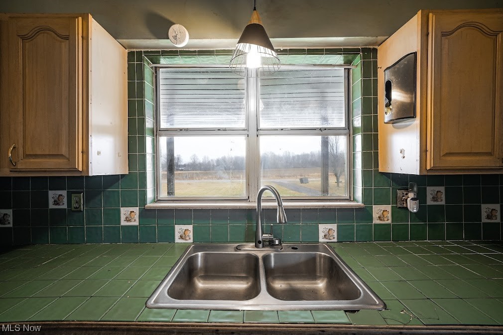 2749 Phalanx Mills Herner