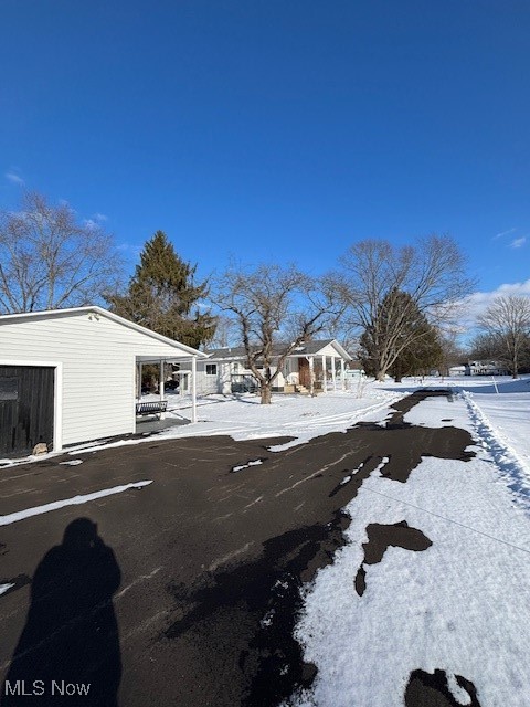2747 Barclay Messerly Road