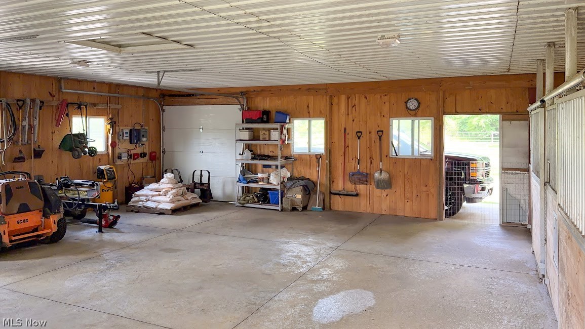 890 Bristol Champion Townline Road NE