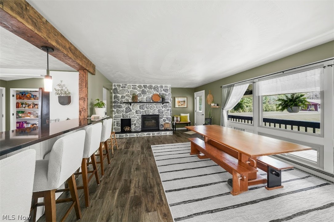 890 Bristol Champion Townline Road NE