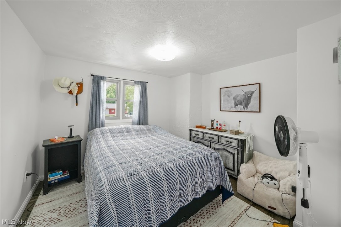 890 Bristol Champion Townline Road NE