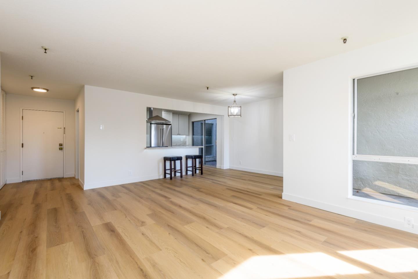 707 Bryant ST 206