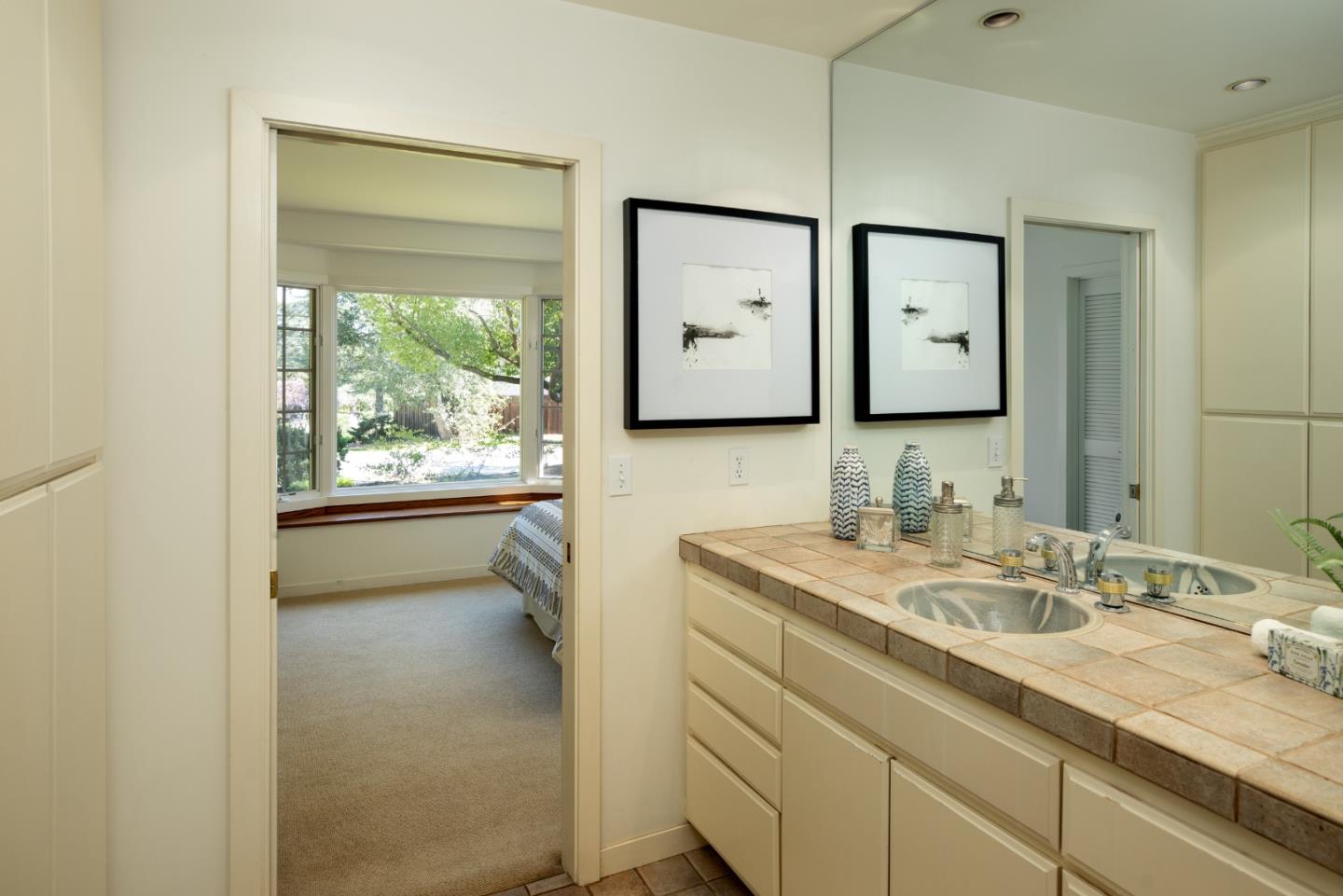 324 Alta Vista AVE
