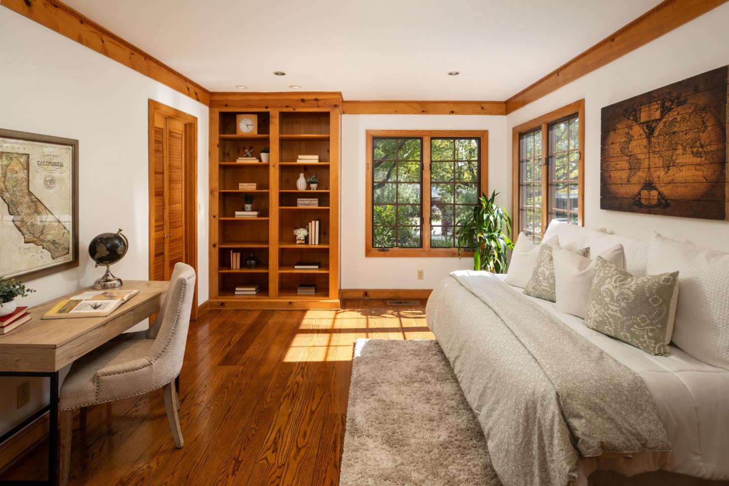 324 Alta Vista AVE