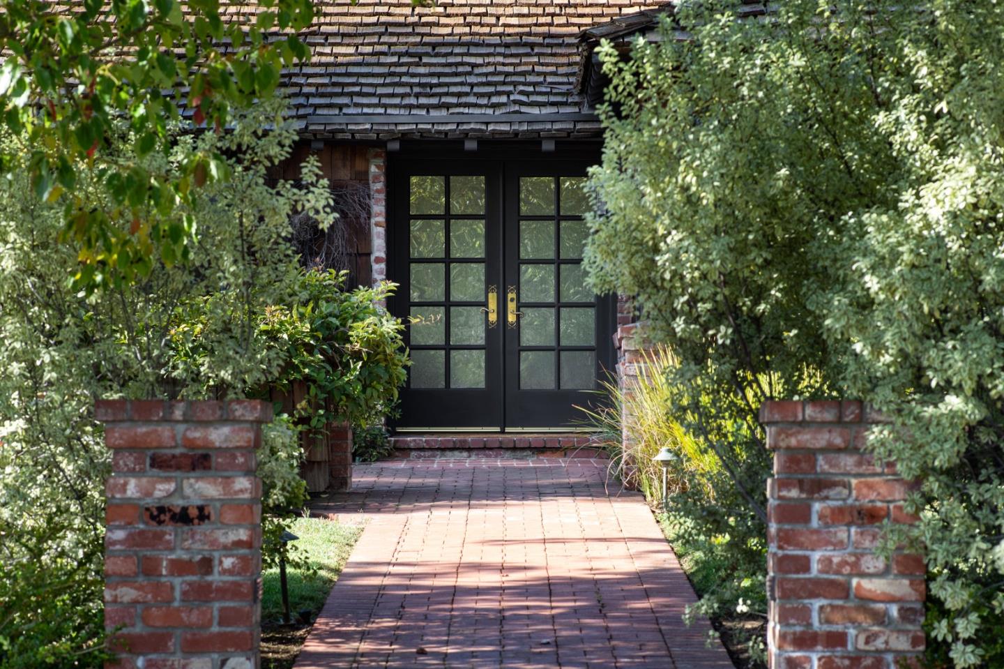 324 Alta Vista AVE