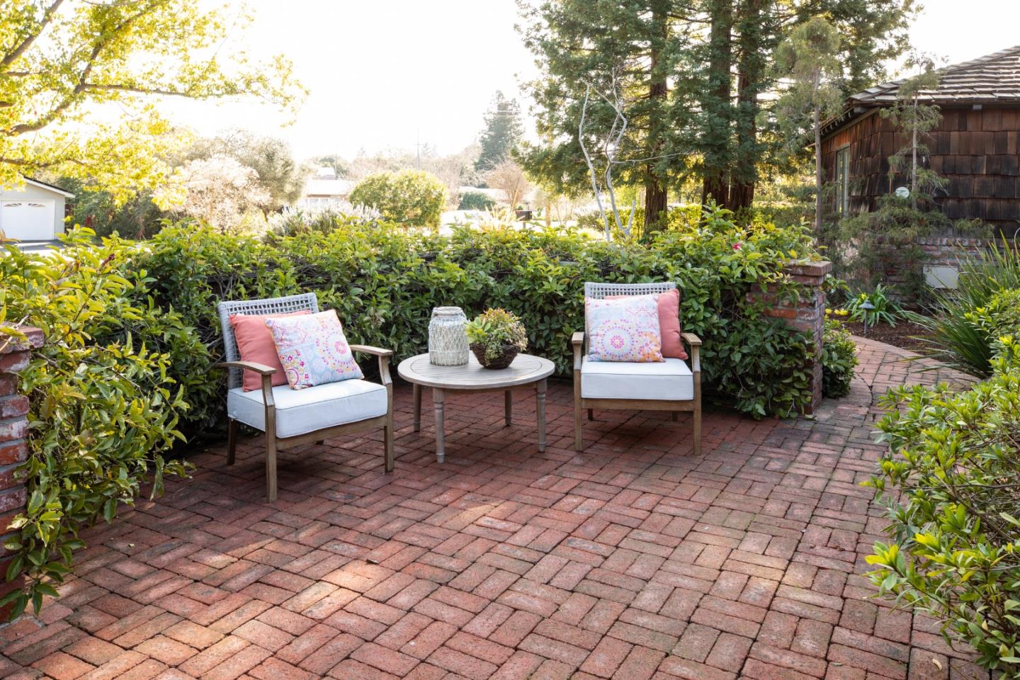 324 Alta Vista AVE
