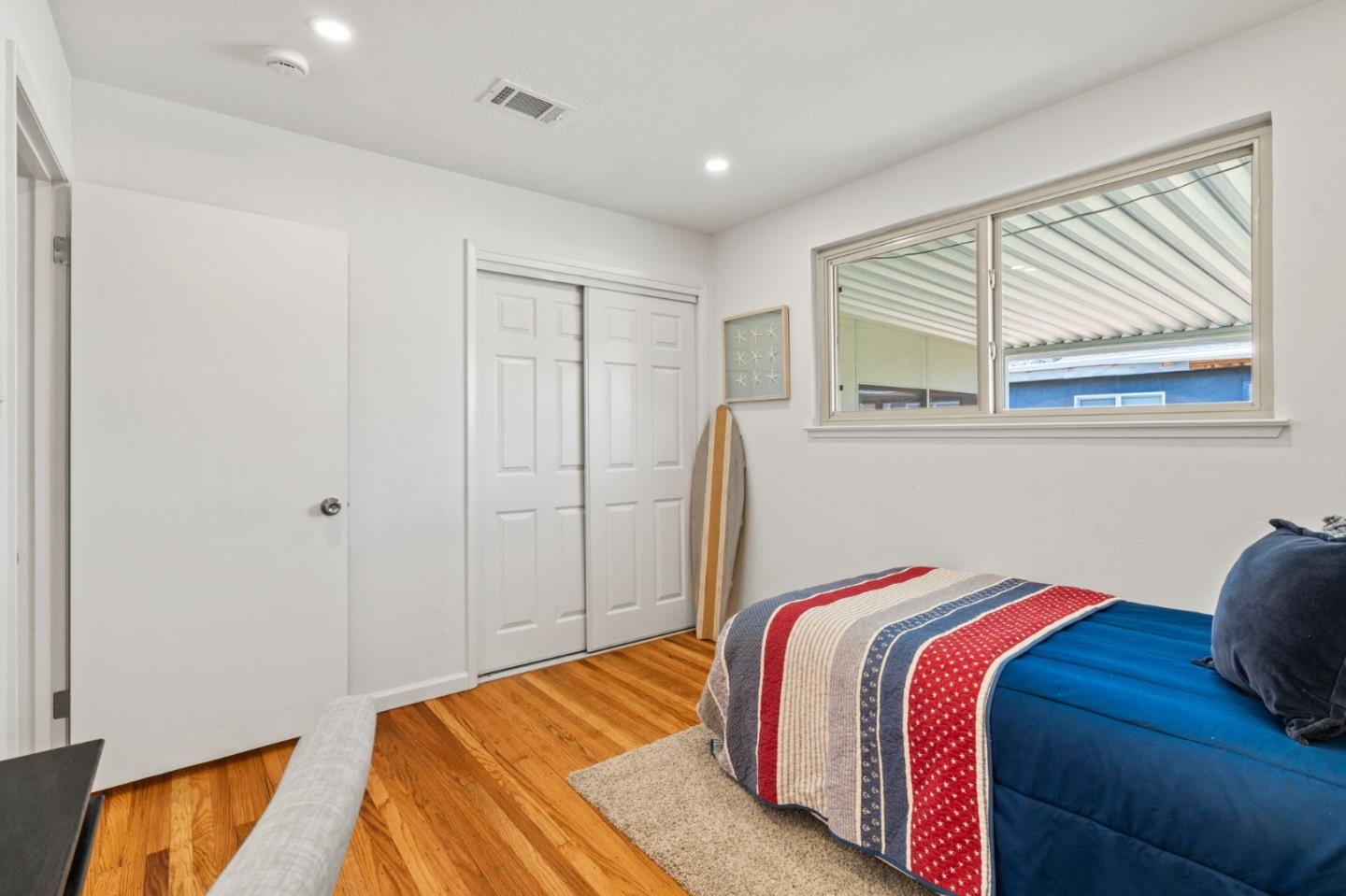291 Alturas AVE