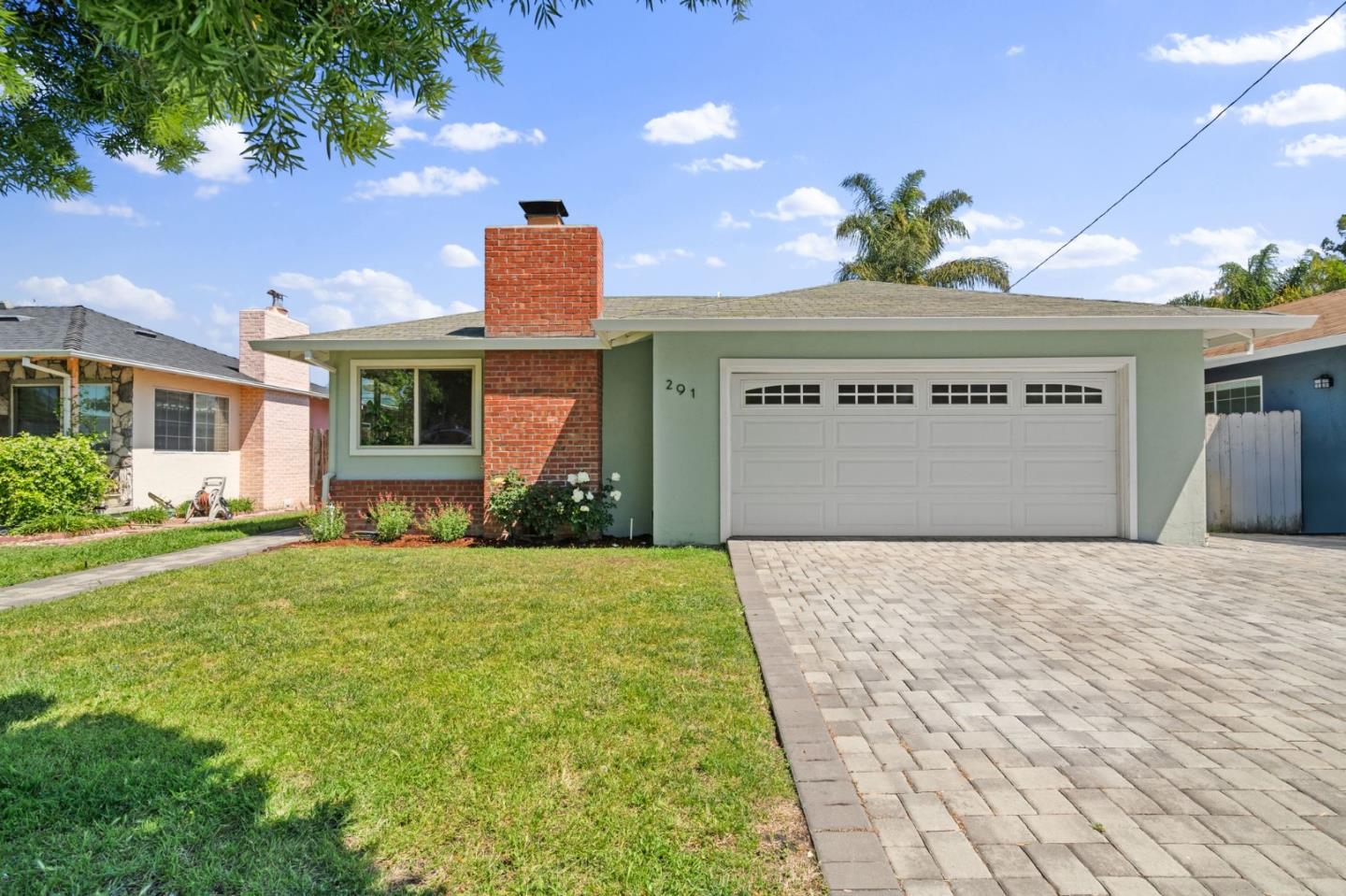 291 Alturas AVE