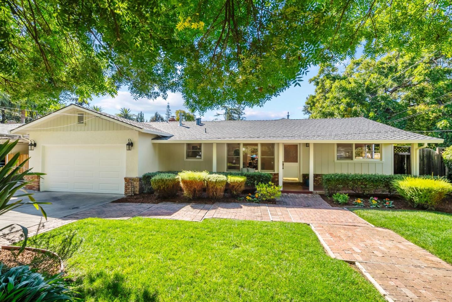 1260 Grant Road