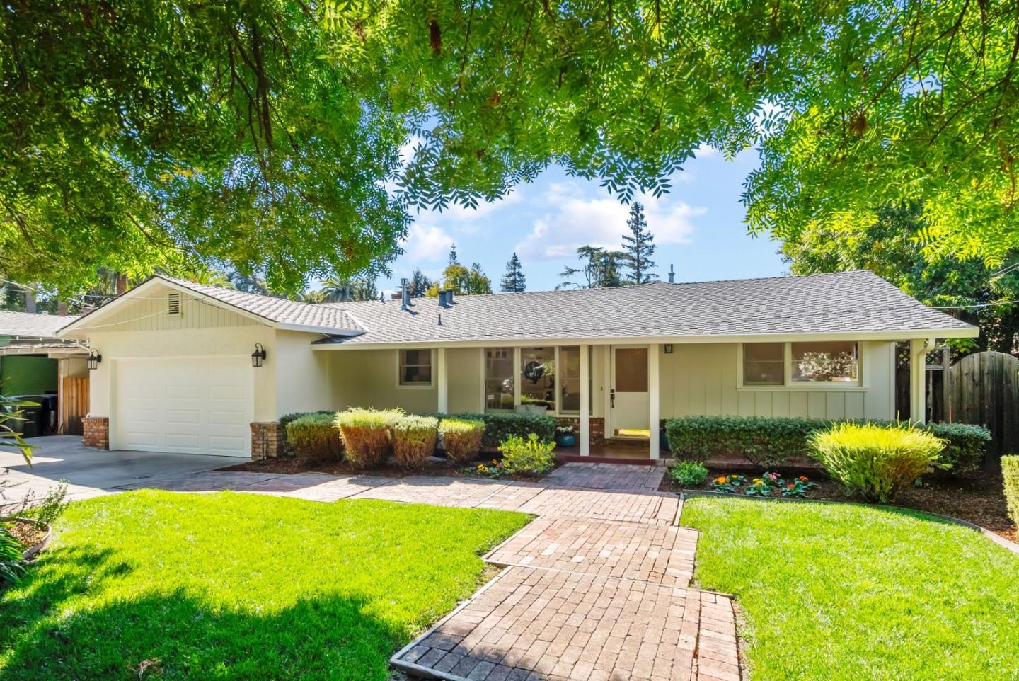 1260 Grant Road