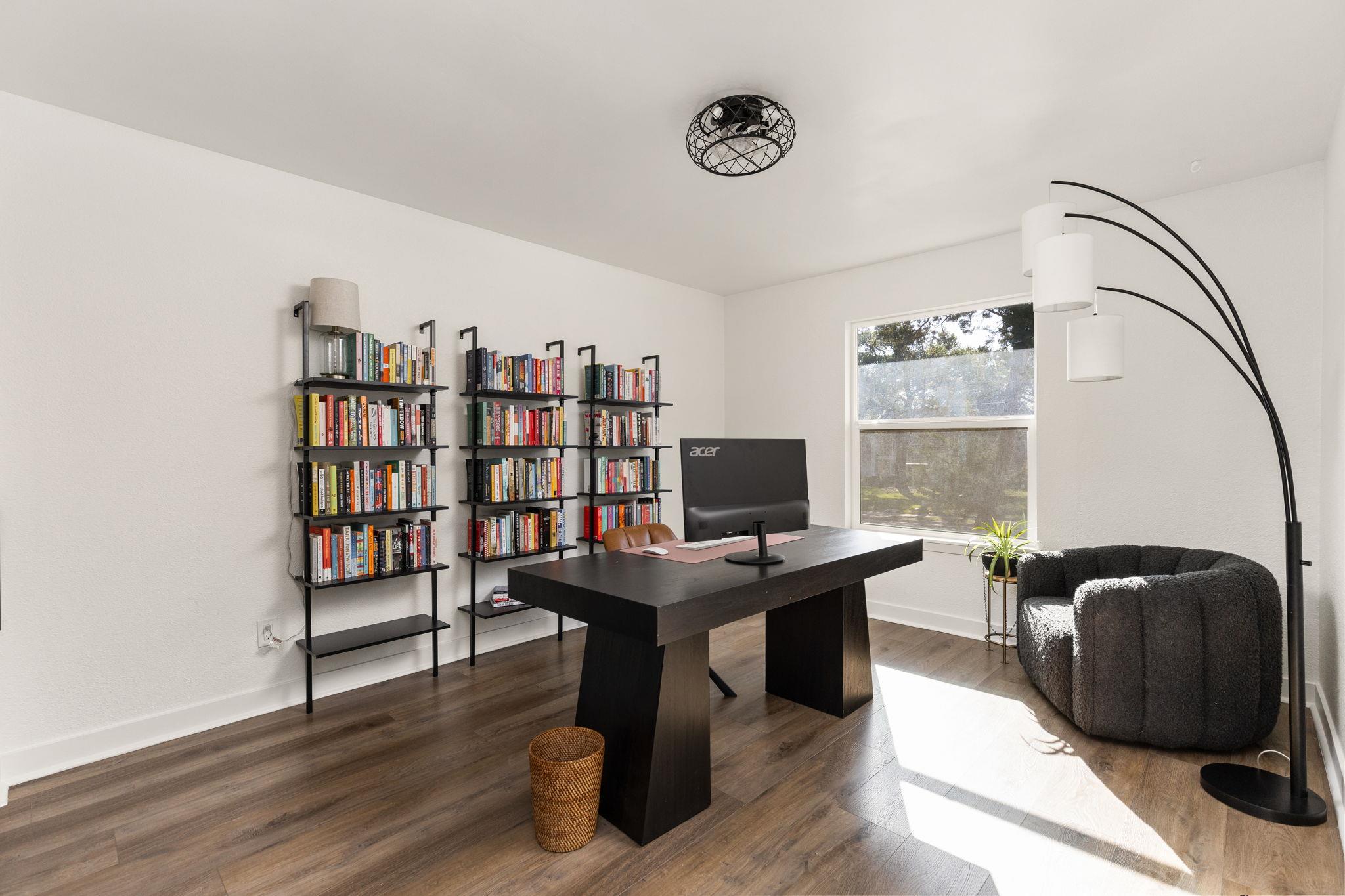 7909 Manassas DR