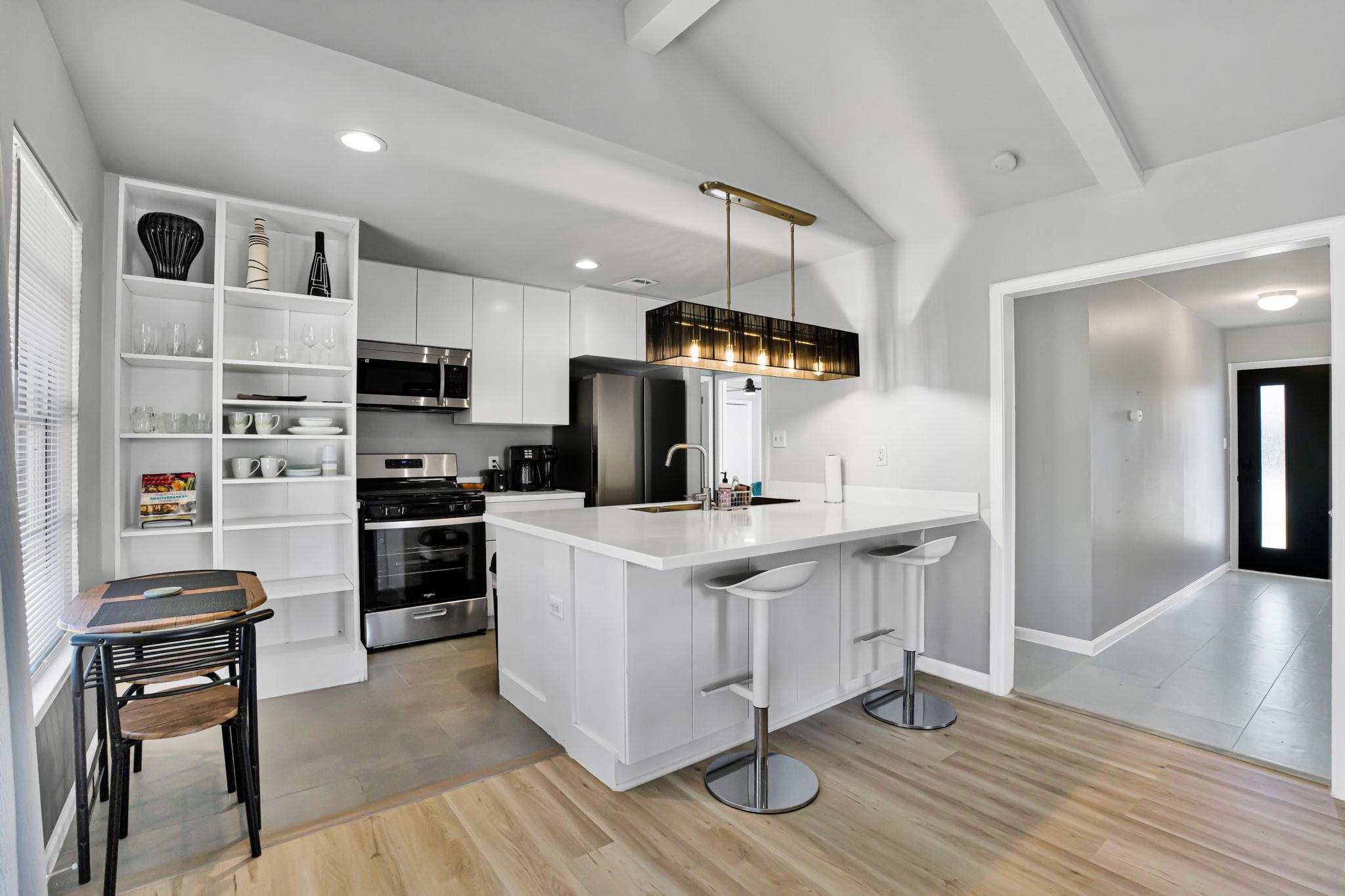 1205 Arthur Stiles ST