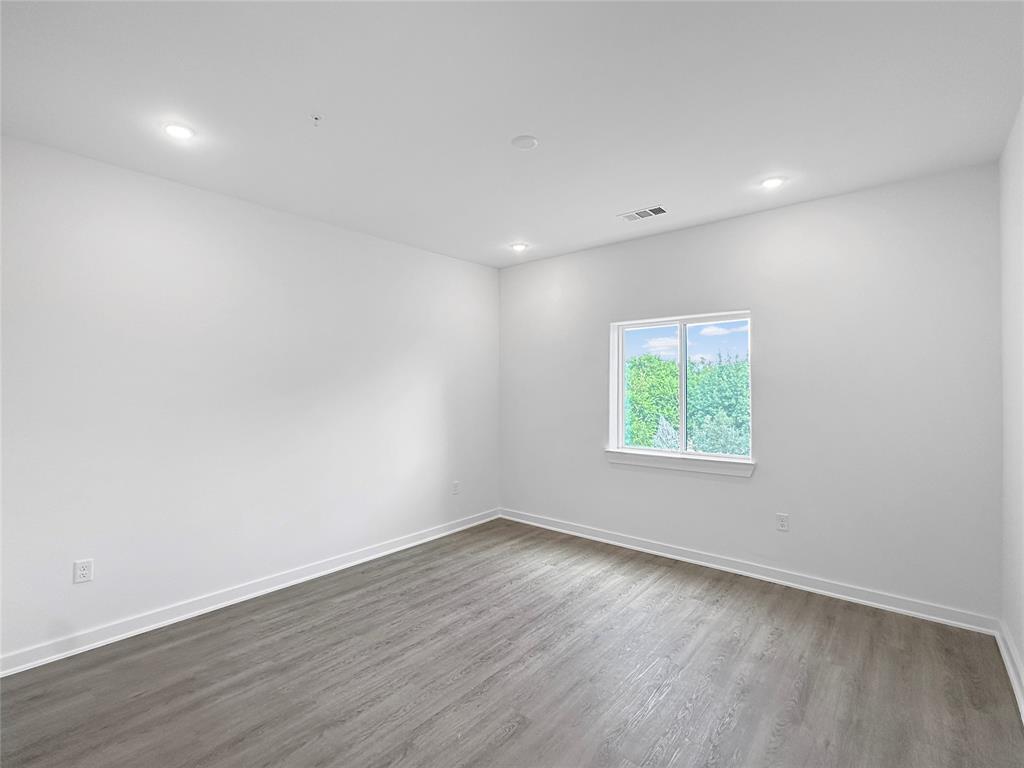 4802 S Congress Ave # 324