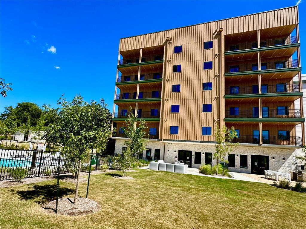 4802 S Congress Ave # 324