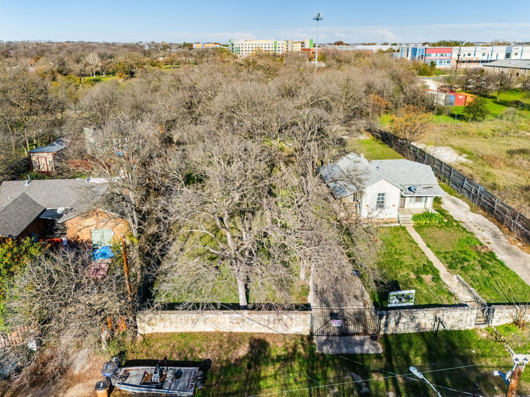 5610 Hudson