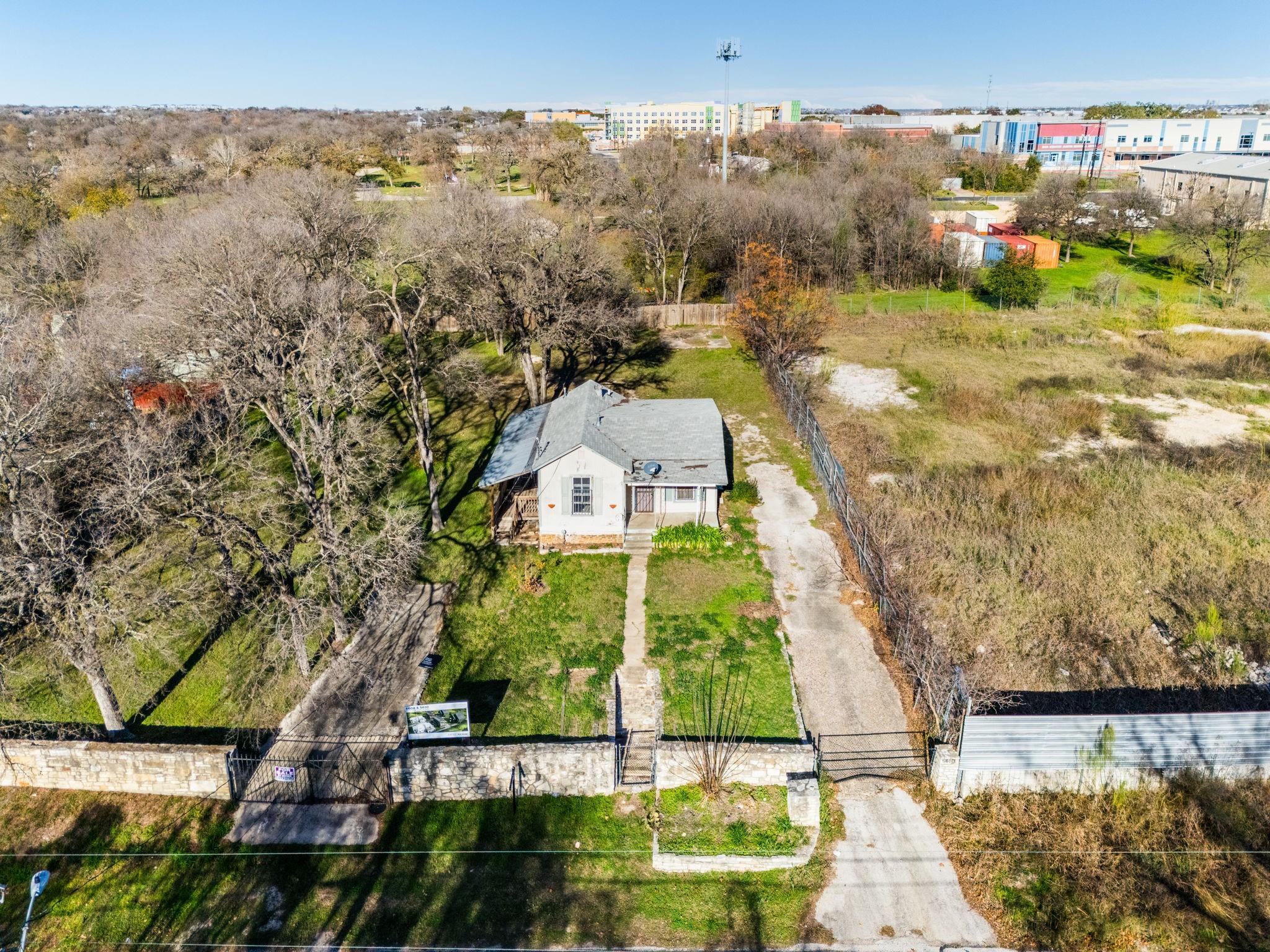 5610 Hudson