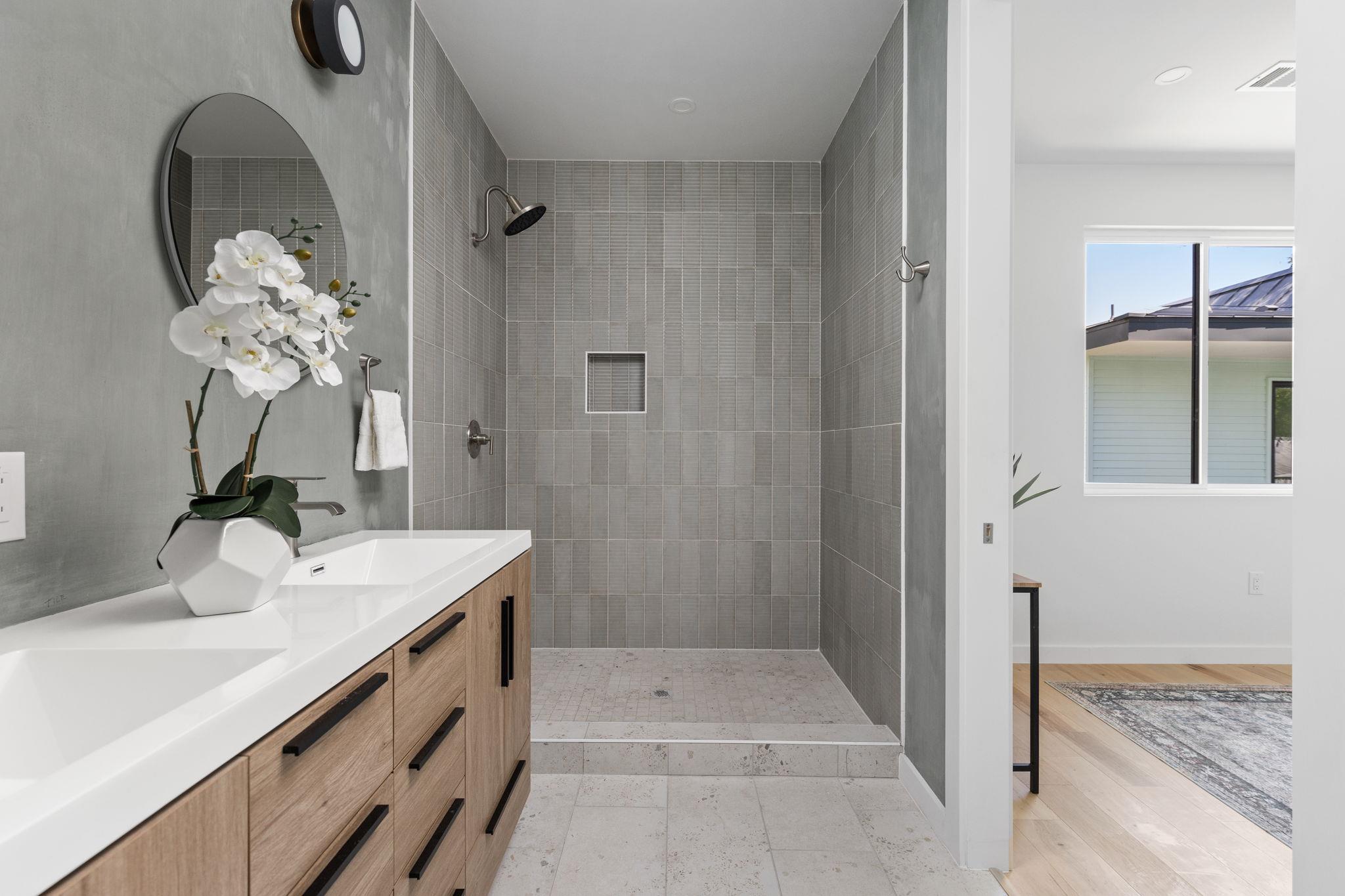 2903 Breeze # 1