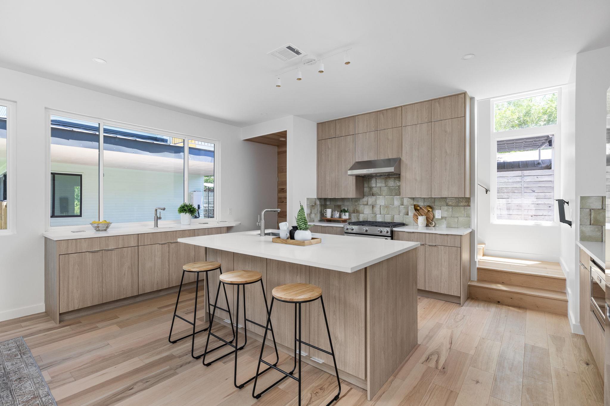 2903 Breeze # 1