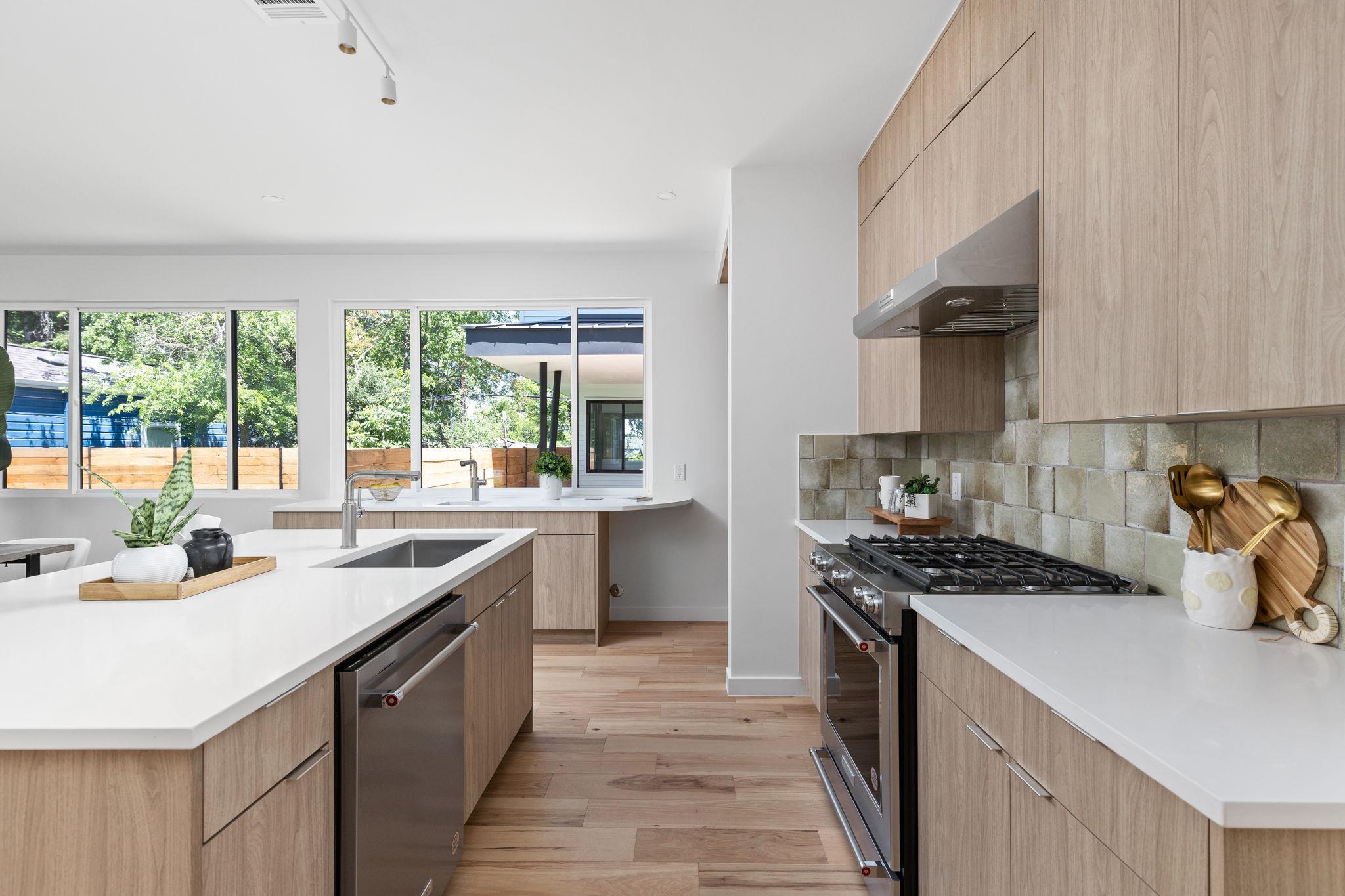 2903 Breeze # 1
