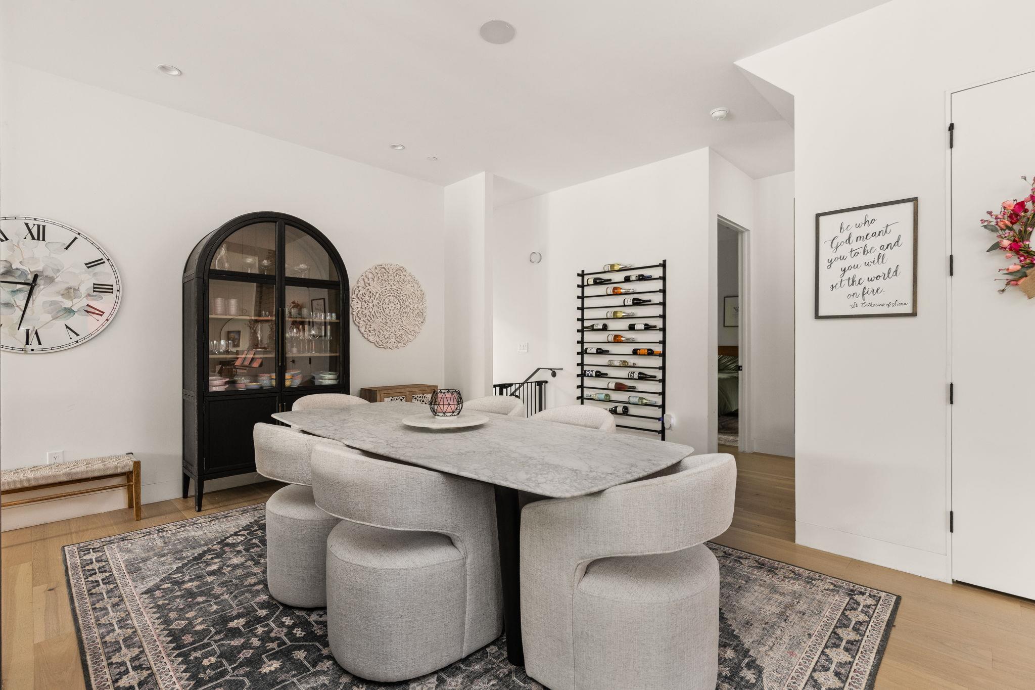 1601 Chelsea
