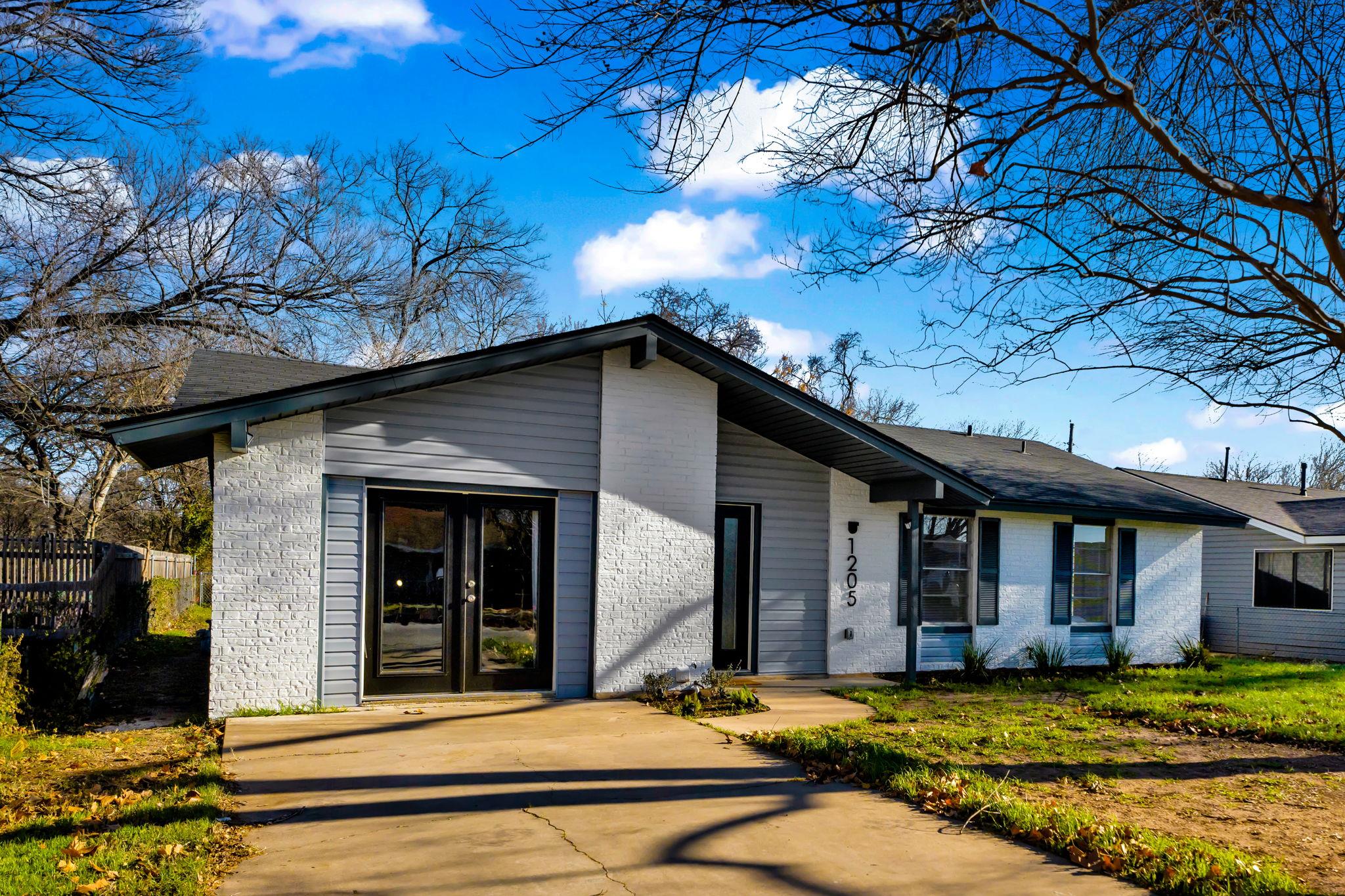 1205 Arthur Stiles RD
