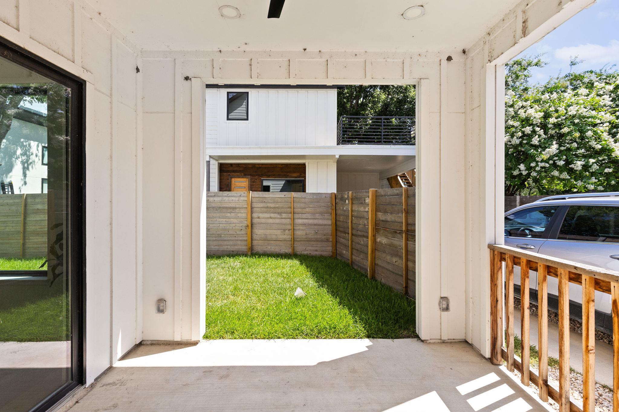 2717 Lyons RD # 1