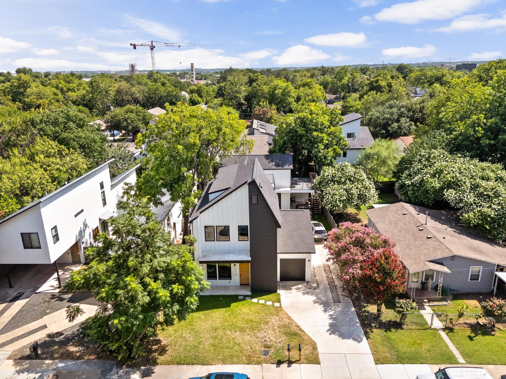 2717 Lyons RD # 1