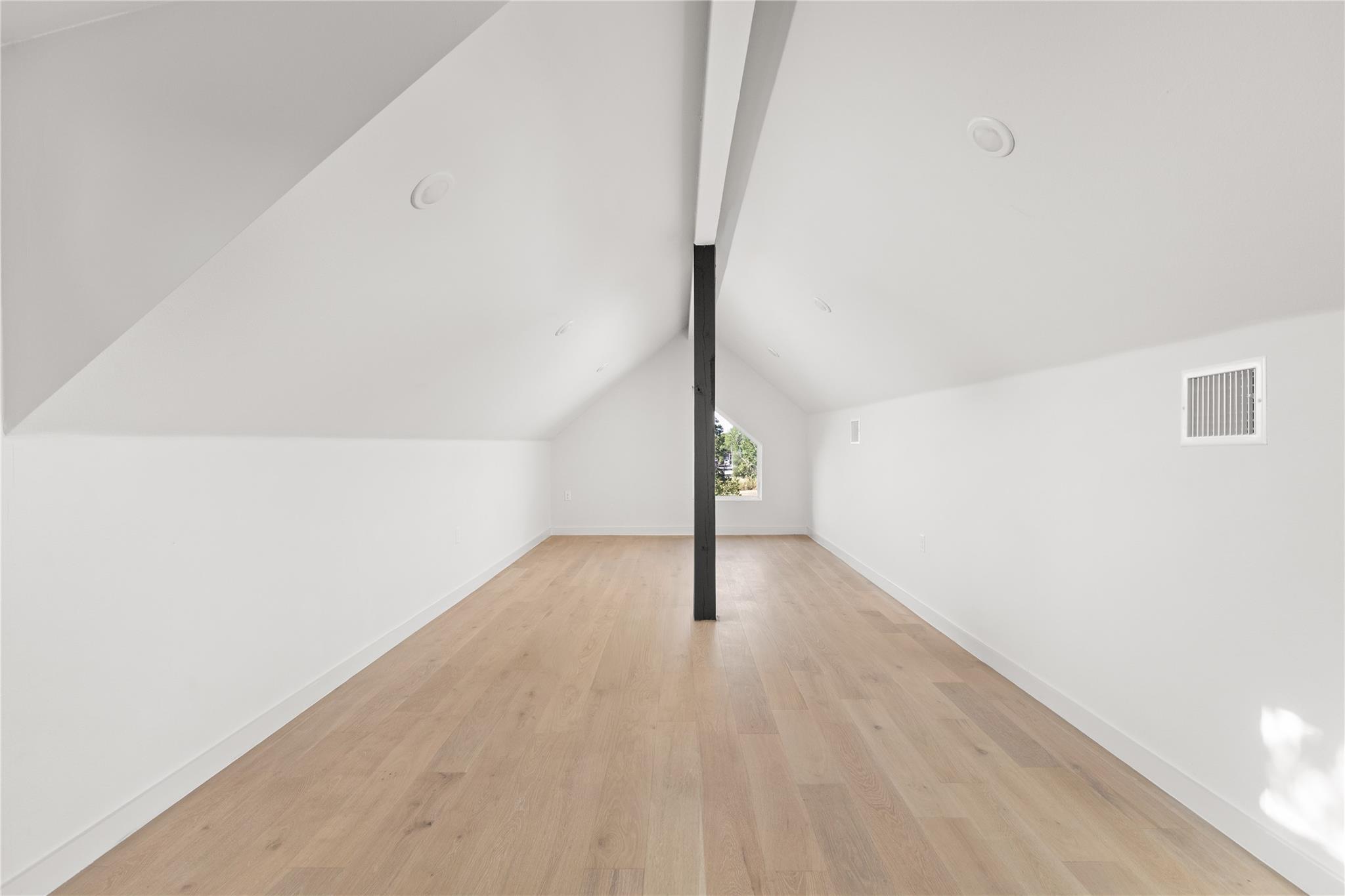 613 Clifford RD # B Unit: A & B
