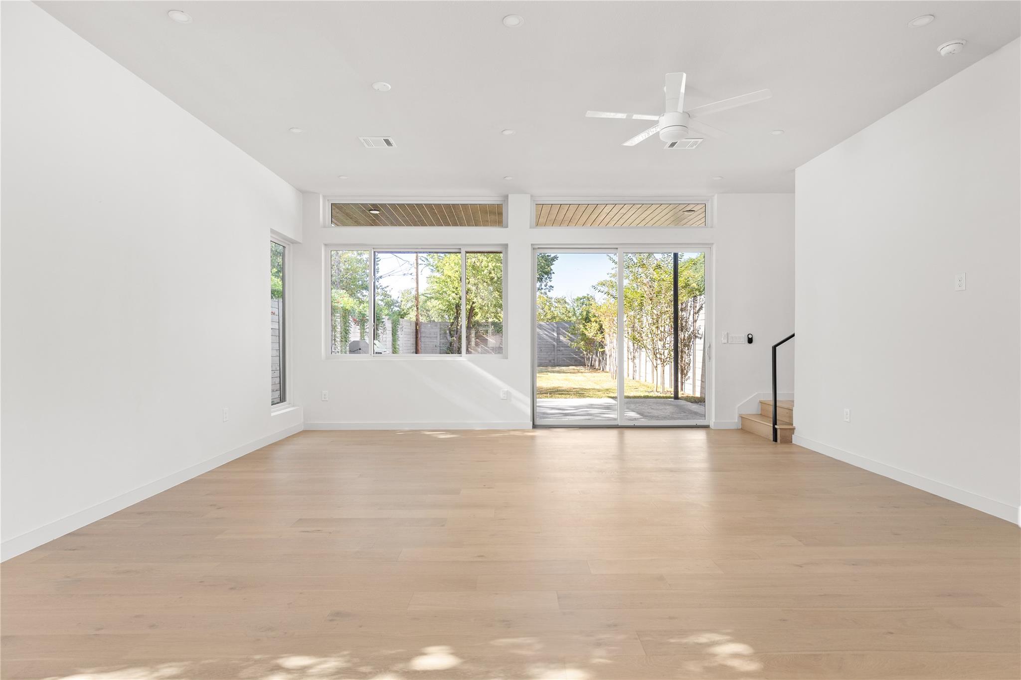 613 Clifford RD # B Unit: A & B