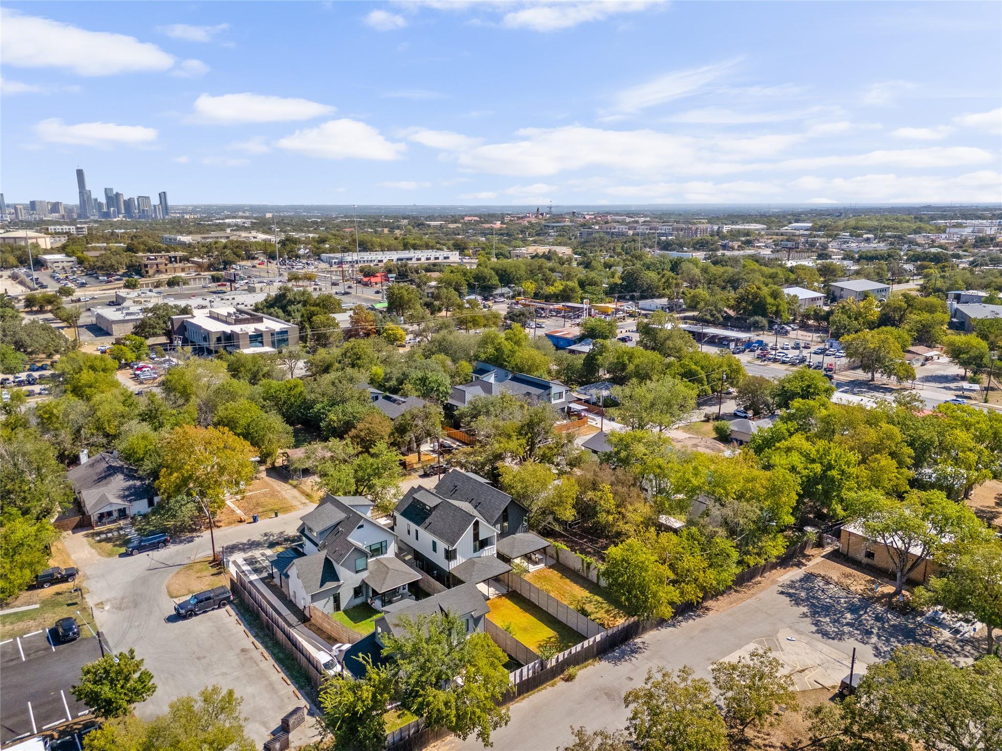 613 Clifford RD # B Unit: A & B