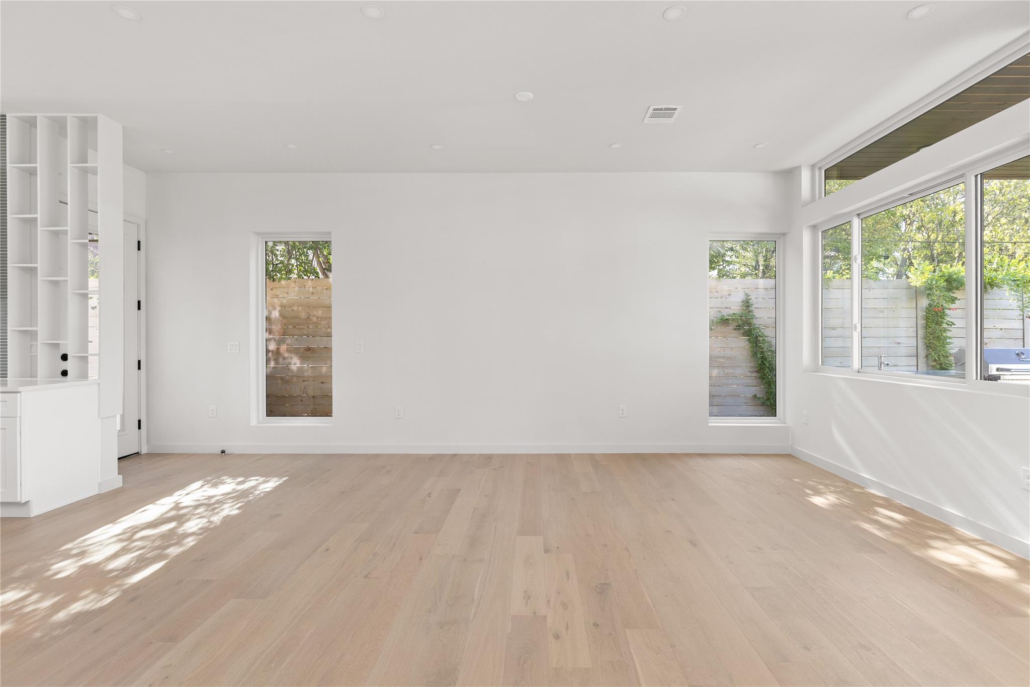 613 Clifford RD # B Unit: A & B