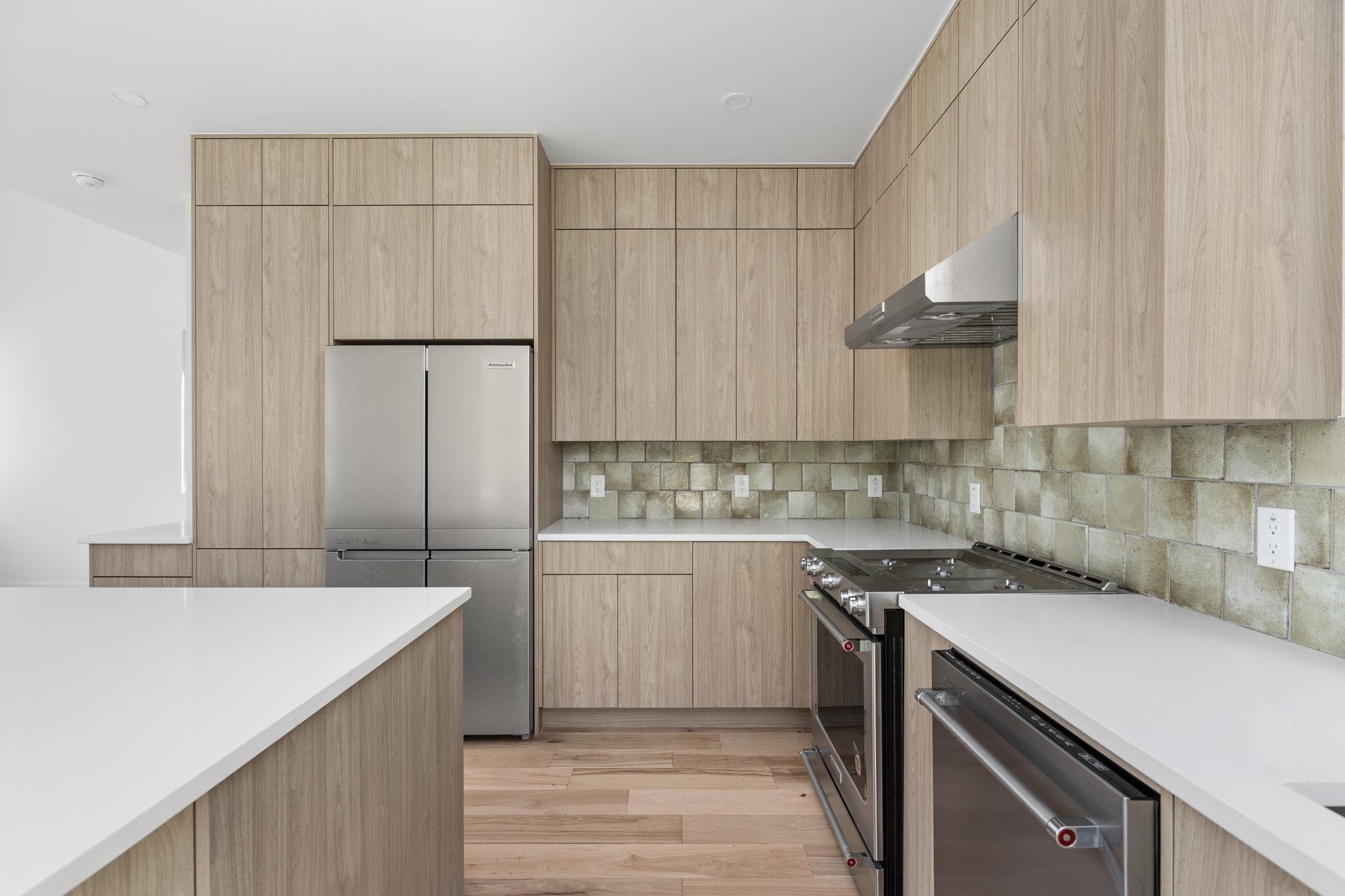 2903 Breeze # 2