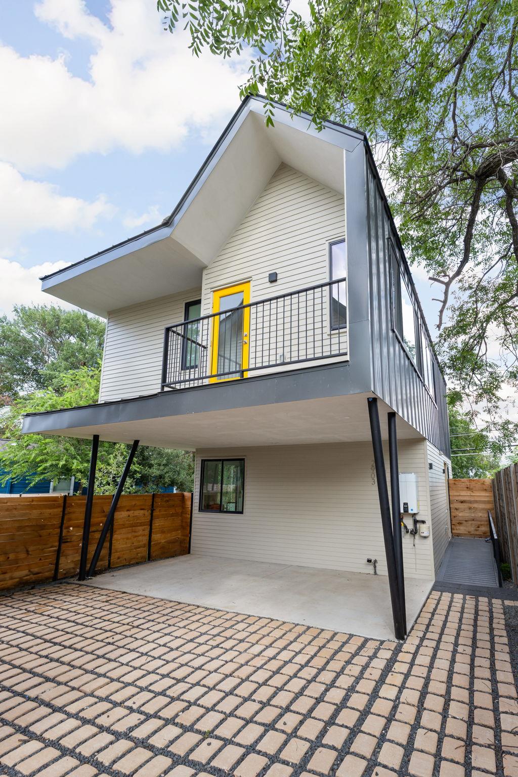 2903 Breeze # 2