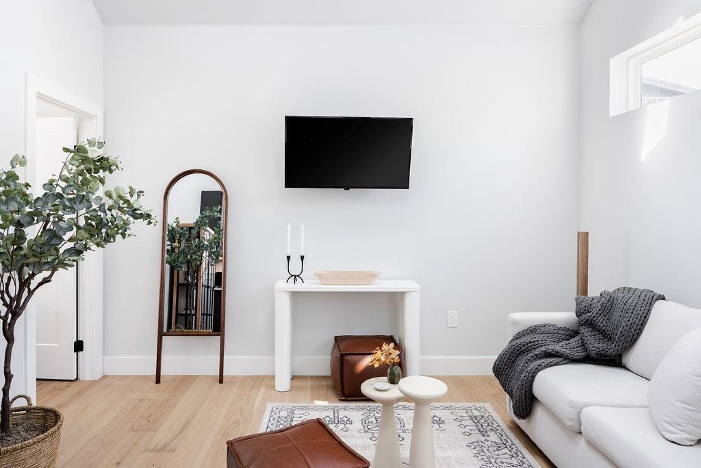 1210 Brentwood ST # C