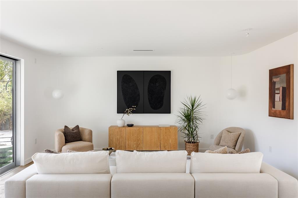 2115 Pennsylvania Ave