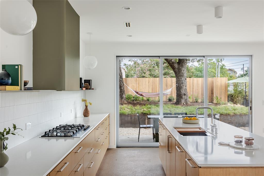 2115 Pennsylvania Ave