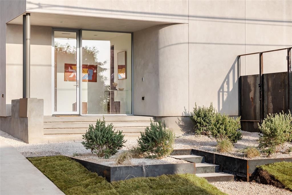 2115 Pennsylvania Ave