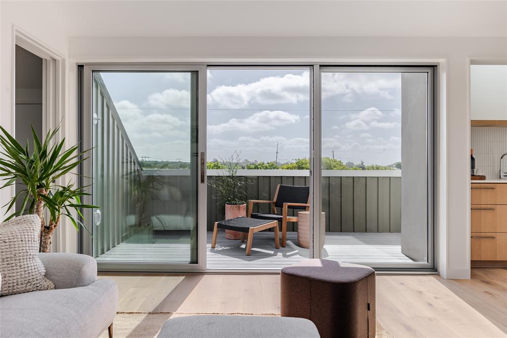 2115 Pennsylvania Ave