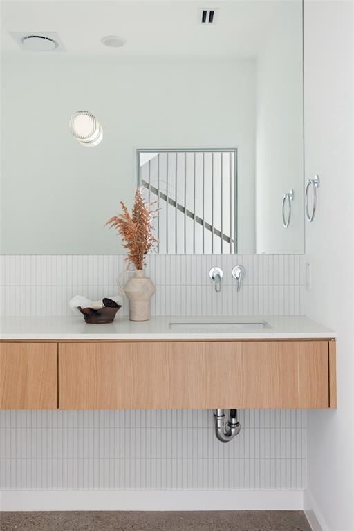 2115 Pennsylvania Ave