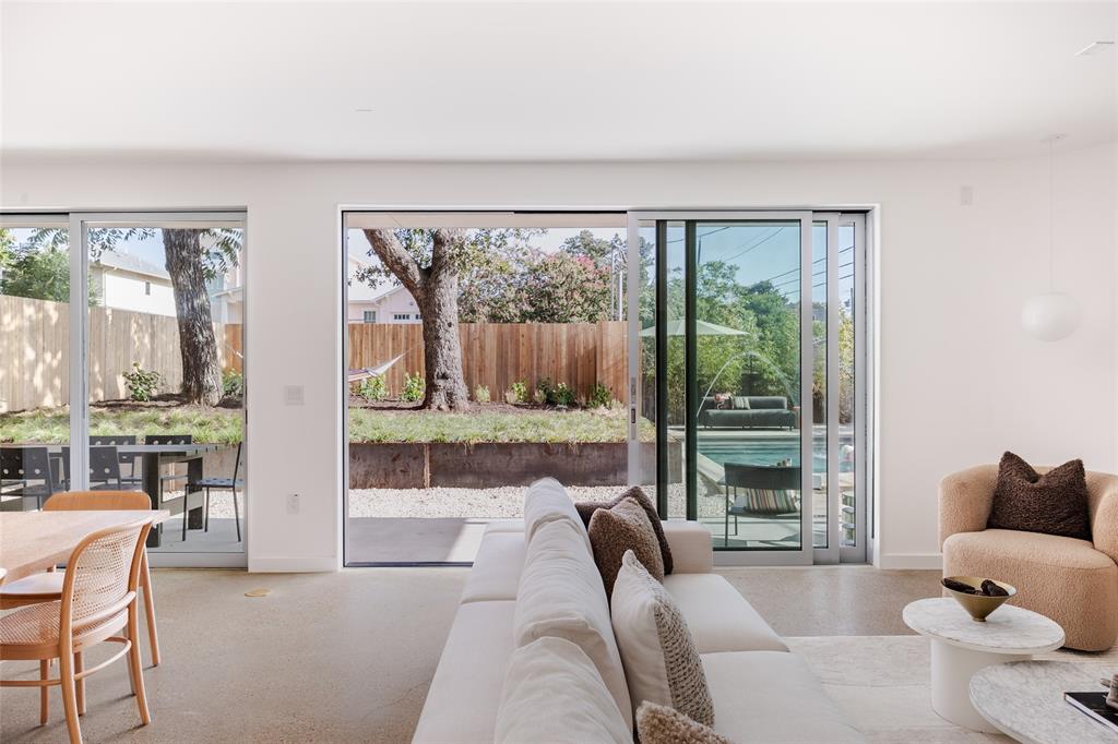 2115 Pennsylvania Ave