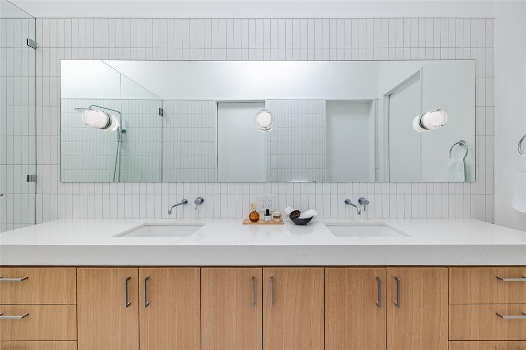 2115 Pennsylvania Ave