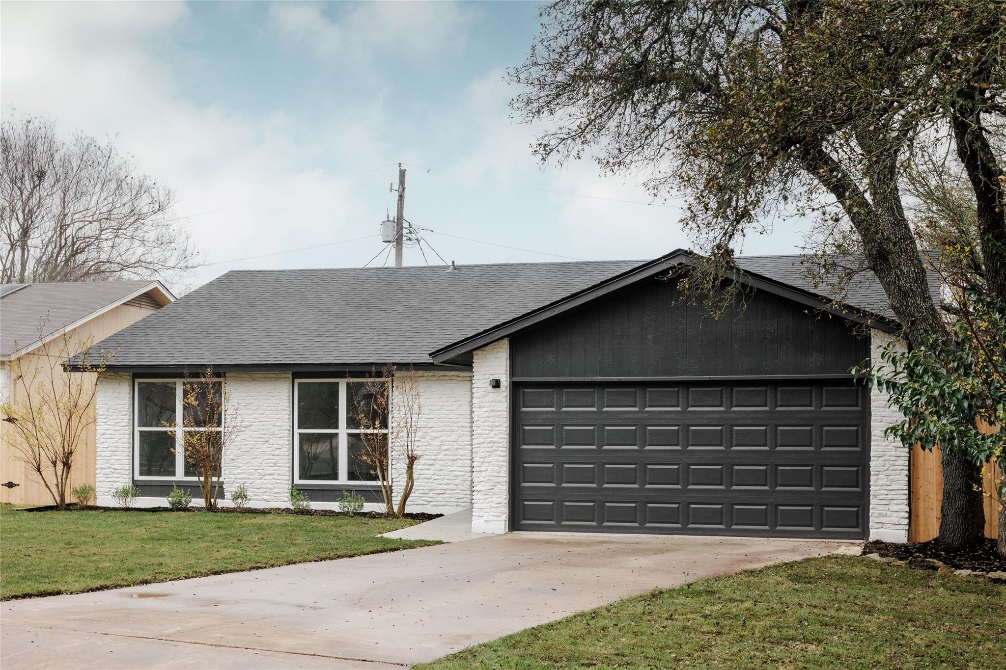 3105 Jeanette CT