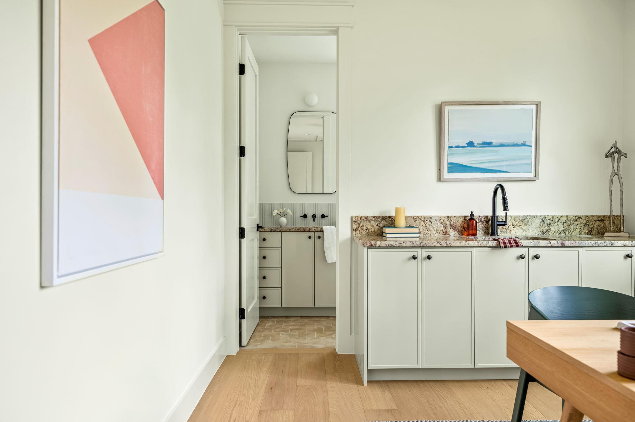 1004 Juanita Unit: II