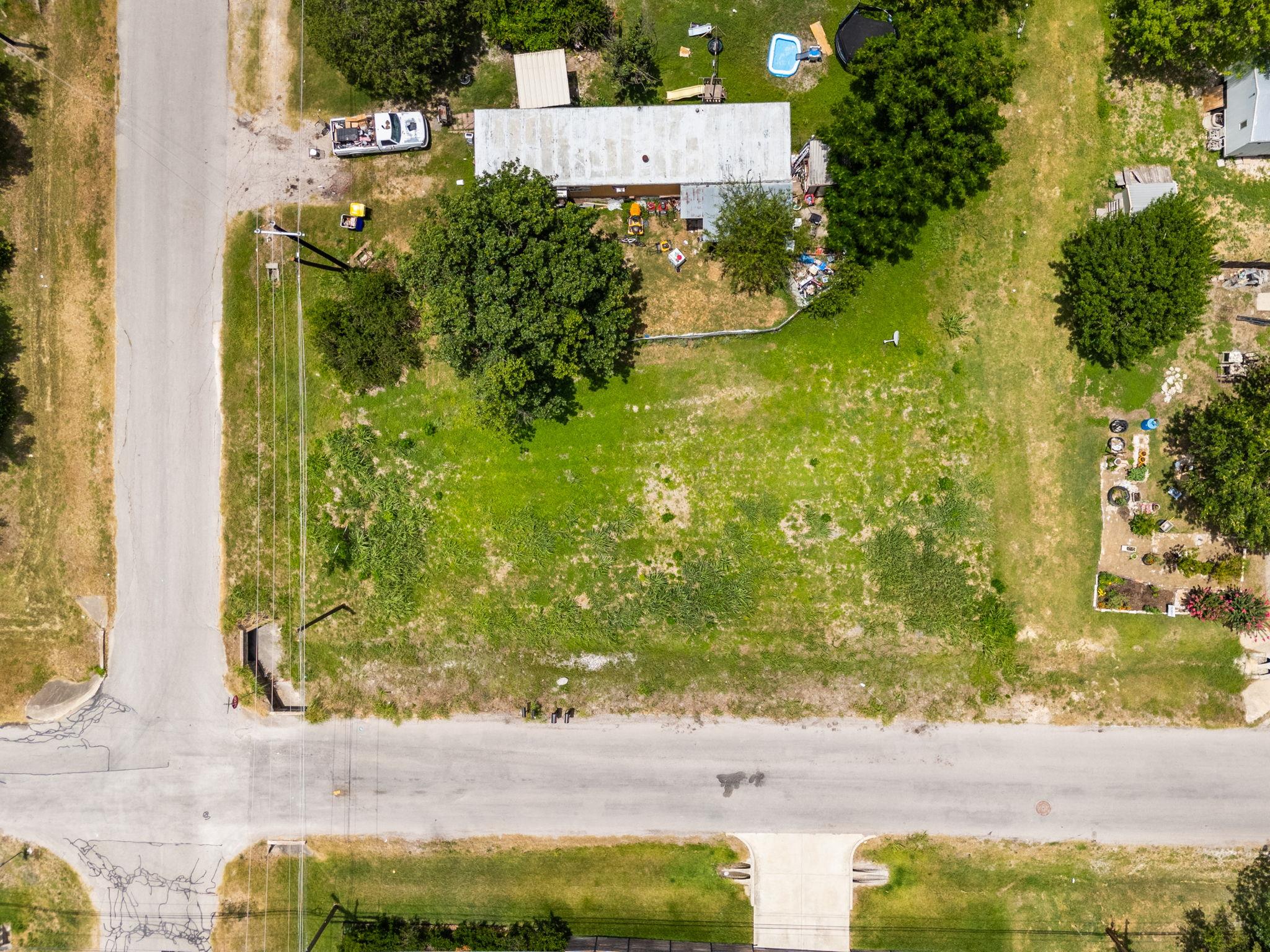 301 W Eggleston ST